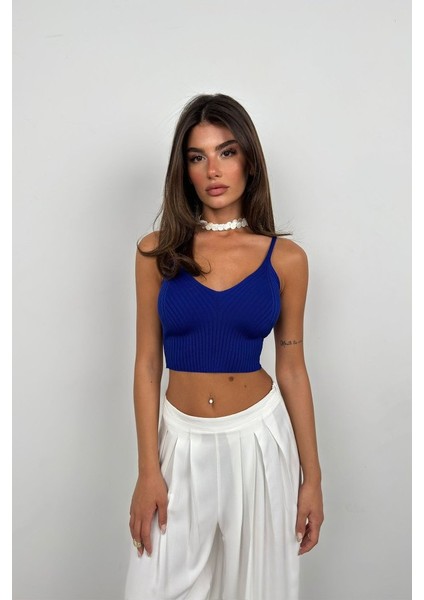 V Yaka Crop Bluz