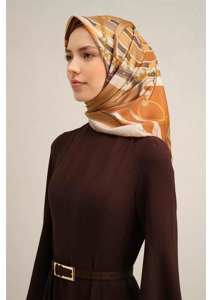 Desenli Saf Ipek Twill Eşarp 9315