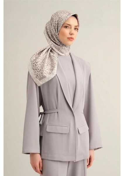 Desenli Saf Ipek Twill Eşarp 9352