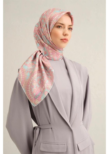 Desenli Saf Ipek Twill Eşarp 9304