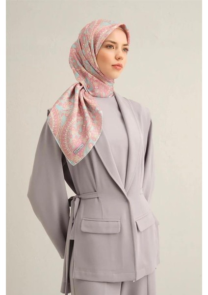 Desenli Saf Ipek Twill Eşarp 9304