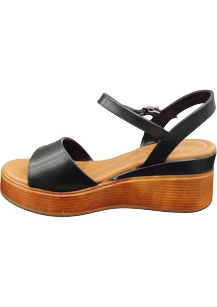 7920790Z 7 cm Dolgu Topuk Tek Bant Yumuşak Iç Pedli Günlük Kadın Sandalet fiyatları