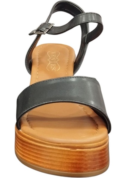 7920790Z 7 cm Dolgu Topuk Tek Bant Yumuşak Iç Pedli Günlük Kadın Sandalet modelleri