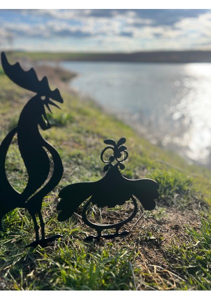 Metal Bahçe Süsü | Lazer Kesim Tavuk & Horoz Seti (2'li) | Metal Muse Üretimi fiyatları