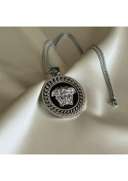 Silver Gurmet Madalyon Kolye modelleri