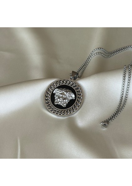 Silver Gurmet Madalyon Kolye indirimleri