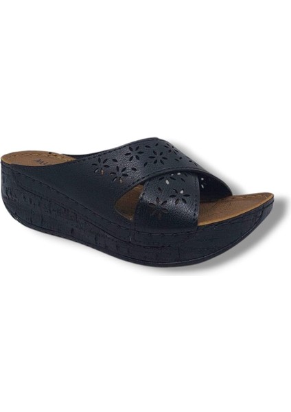2652 Kadın Siyah Günlük Kullanım Dolgu Topuk Terlik fiyatları