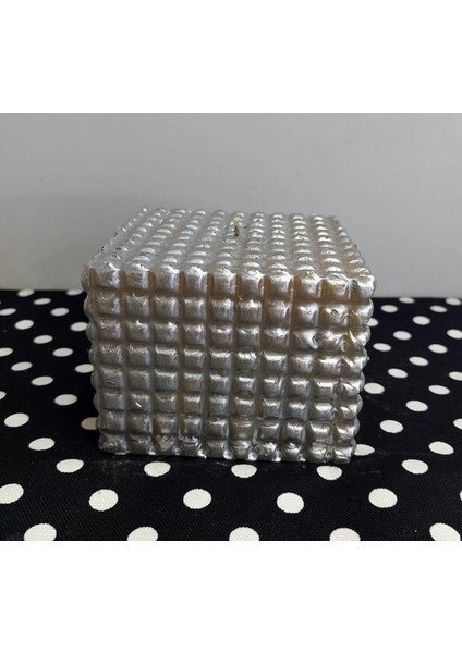 Gümüş Kendinden Desenli Kare Gerçek Mum 10X8CM Dekoratif Hediyelik Çok Kaliteli Fitilli 1 Adet