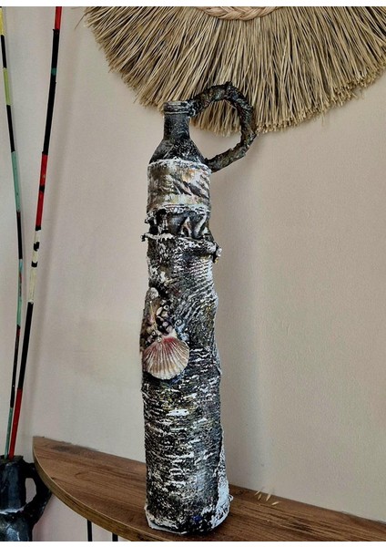 El Yapımı Polyester Vazo 59 x 17 cm