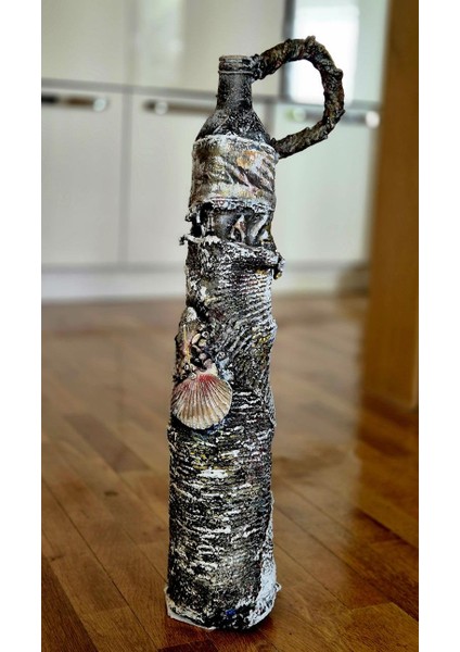 El Yapımı Polyester Vazo 59 x 17 cm