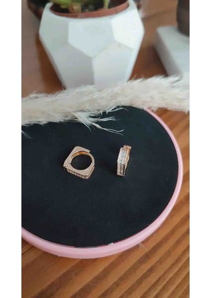 Çelik Zirkon Taşlı Kuyumcu Işçiliğinde Vip Küpe fırsatları