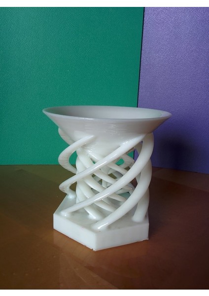 Spiral Destekli Vazo THN326573
