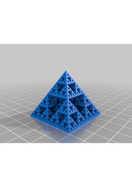 Spiral Vazo Sierpinski Piramidi (Openscad) – Geometrik ve Modern Tasarım THN2573402
