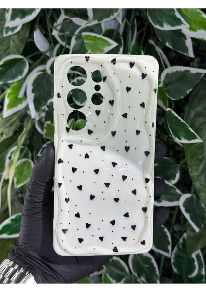 Samsung Galaxy S24 Ultra Kalpler Baskı Desenli Silikon Kılıf modelleri