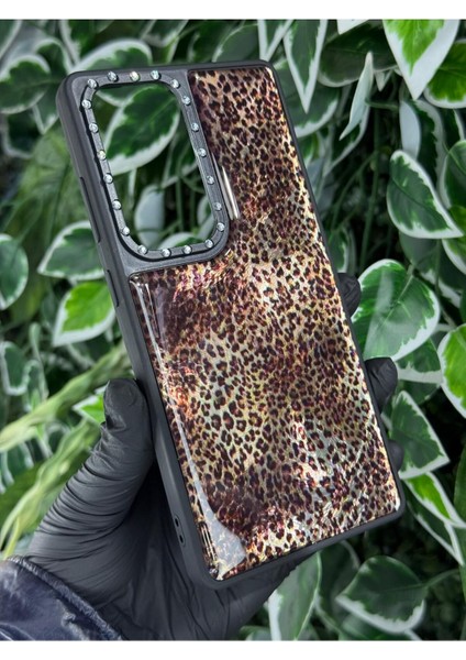 Samsung Galaxy S25 Ultra Leopar Desenli Taşlı Kılıf
