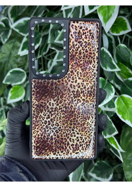 Samsung Galaxy S25 Ultra Leopar Desenli Taşlı Kılıf