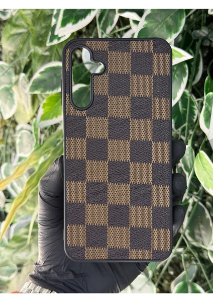 Samsung Galaxy A25 Dama ve Leopar Desenli Kılıf