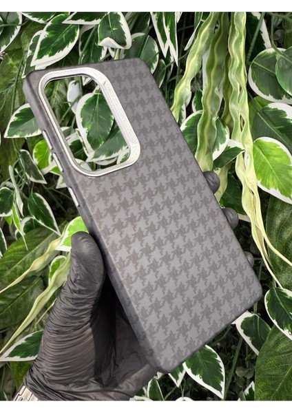 Samsung Galaxy S25 Ultra Fiber Karbon Görünümlü Ince Kılıf