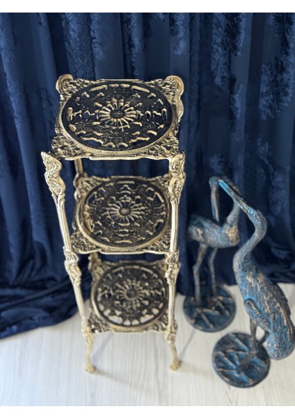 Esterhomedecor 3 Katlı Kare Pirinç Yan Sehpa 20*70CM 6.30KG fiyatları