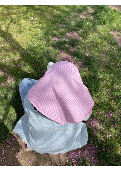 Pötikare Desenli Pembe Bandana