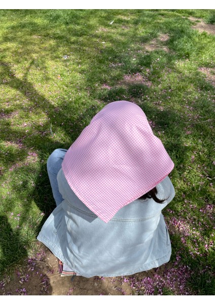 Pötikare Desenli Pembe Bandana fiyatları