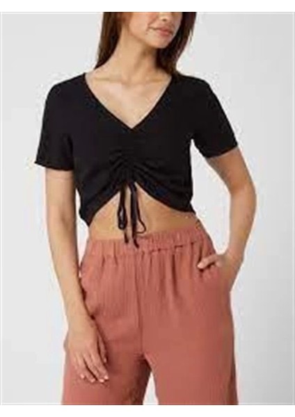 Büzgülü Crop T-Shirt modelleri