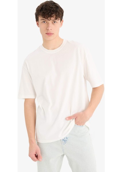 %100 Pamuk Oversize Geniş Kalıp Bisiklet Yaka Basic Düz Kısa Kollu Beyaz Tişört T7037AZ25SM modelleri