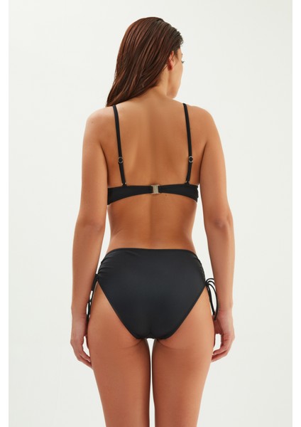 2529ESMM Üçgen Bralet