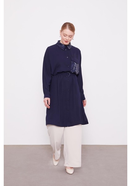 Lacivert Cep ve Yaka Payet Detaylı Tunik