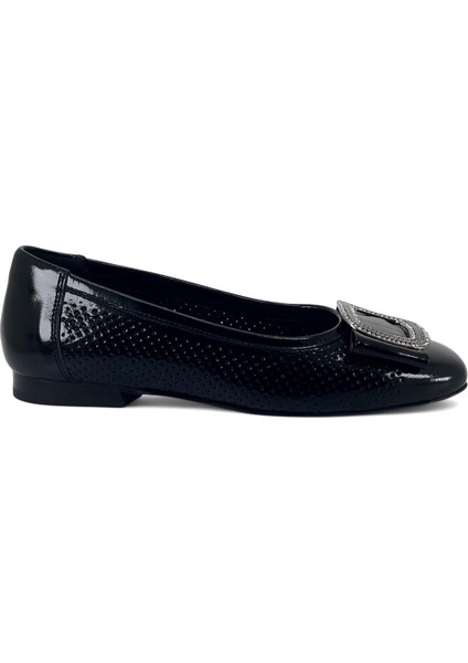 2511103 25YA Kadın Günlük Babet Siyah Rugan fiyatları