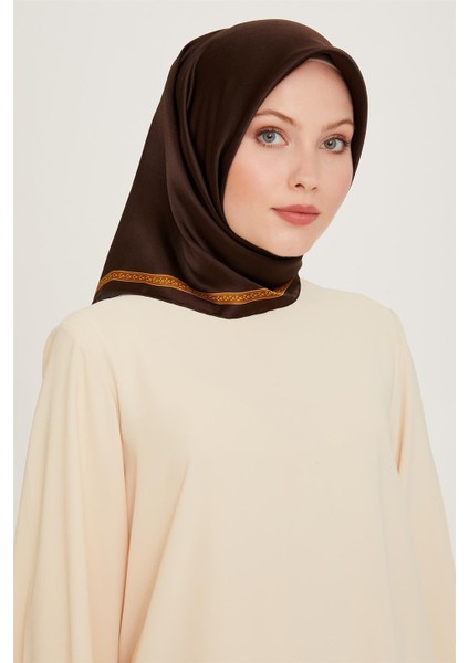 Klasik Desenli Sura Saf İpek Eşarp 9261D 07 52