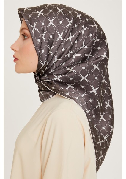 Monogram Desenli Sura Saf İpek Eşarp 9207D 01 85 modelleri