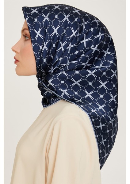 Monogram Desenli Sura Saf İpek Eşarp 9207D 01 33 modelleri