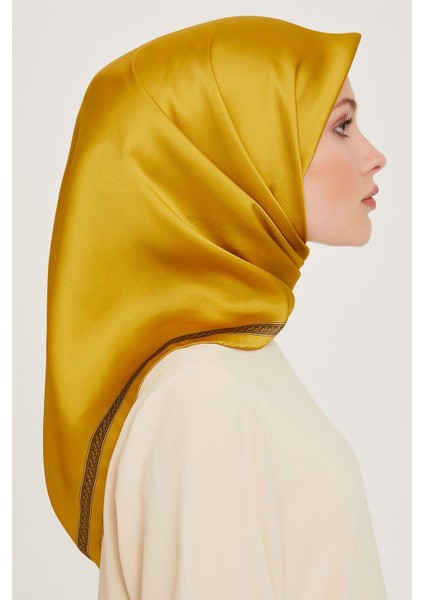 Klasik Desenli Sura Saf İpek Eşarp 9261D 07 39