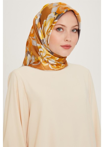 Çiçek Desenli Sura Saf İpek Eşarp 9234D 01 81