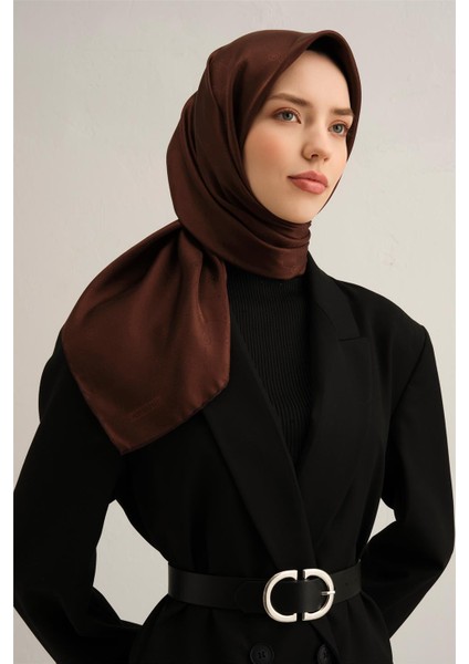 Jakarlı Ipek Eşarp 2000 (J) - Monogram Desenli - 732 Acı Kahve