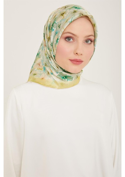 Soft Yeşil Çiçek Desen Tivil İpek Eşarp 9108 - 02