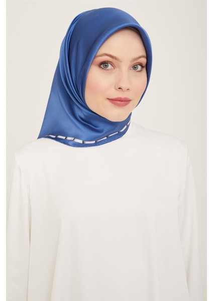 Klasik Desenli Twill İpek Eşarp 24Ya9165 31 37