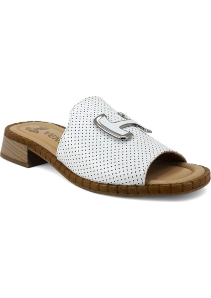 2512001 25YT Kadın Günlük Terlik Beyaz