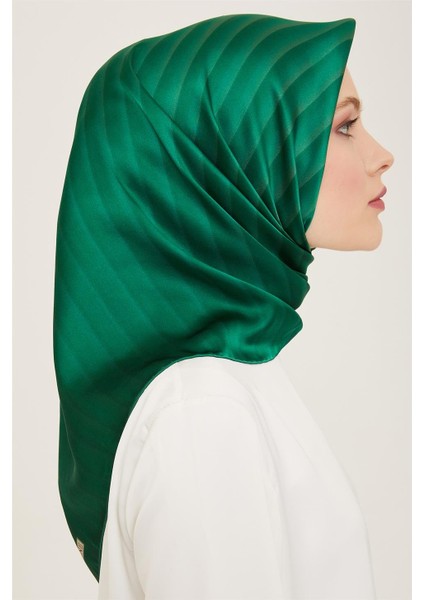 Benetton Yeşil Çizgili Degrade Desen Tivil İpek Eşarp 9150 - 84 fiyatları