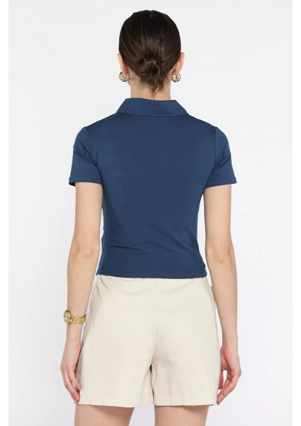 Polo Yaka Yarım Düğmeli Kadın Tişört P-00016218
