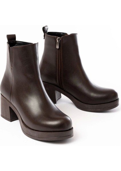5109-3057 Kahverengi Lastikli Fermuarlı Kalın Topuklu Günlük Kadın Bot modelleri