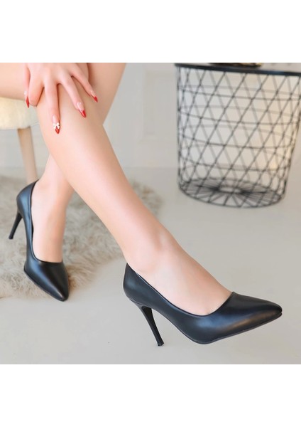 Jilya Siyah Cilt Stiletto Ayakkabı fırsatları