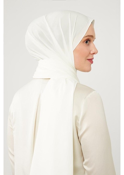 Beyaz Dama Desen Jakarlı Elegance Şal