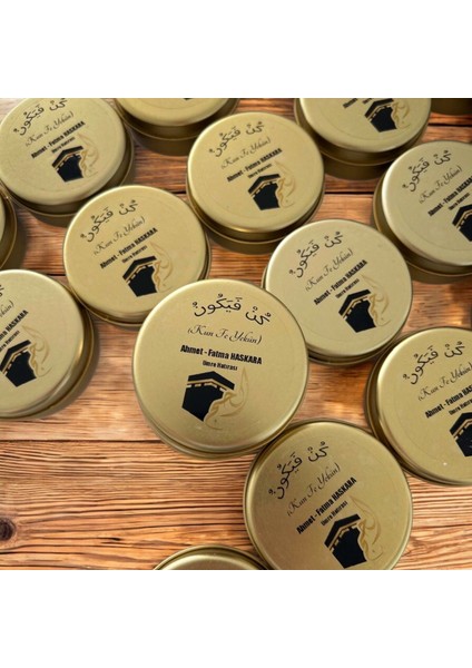 Umre Hatırası Özel Esanslı Kokulu Mum Gold Metal Kutuda 7 x 10 cm |