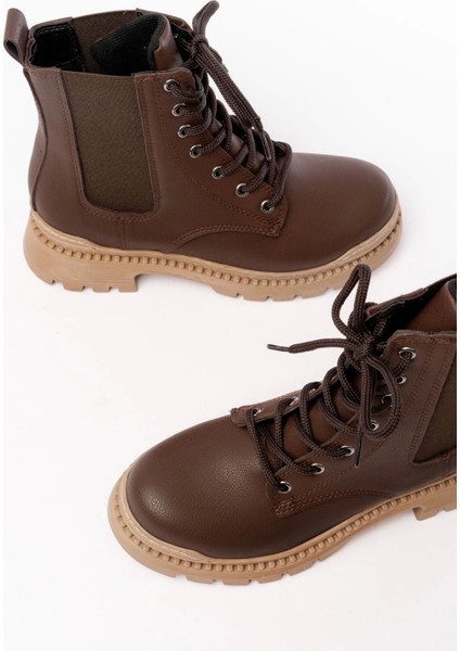 2051-298 Kahverengi Düz Topuklu Bağcıklı Lastikli Günlük Kadın Bot fırsatları