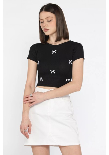 Kadın Bisiklet Yaka Fiyonklu Kaşkorse Crop Top Bluz P-00016174