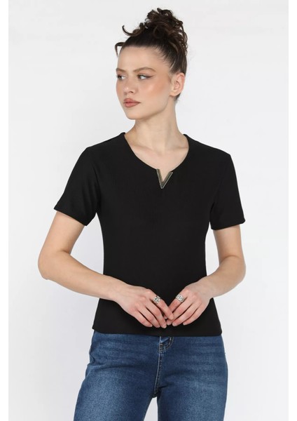 Kadın Gold Toka Detaylı Kendinden Çizgi Desenli Bluz P-00016133 fiyatları