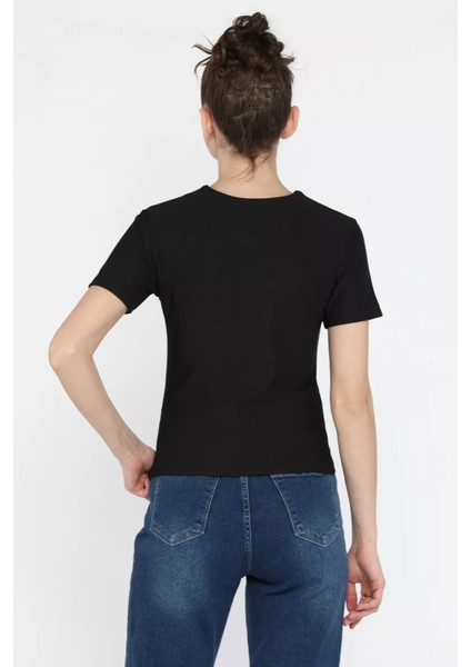 Kadın Gold Toka Detaylı Kendinden Çizgi Desenli Bluz P-00016133 fırsatları