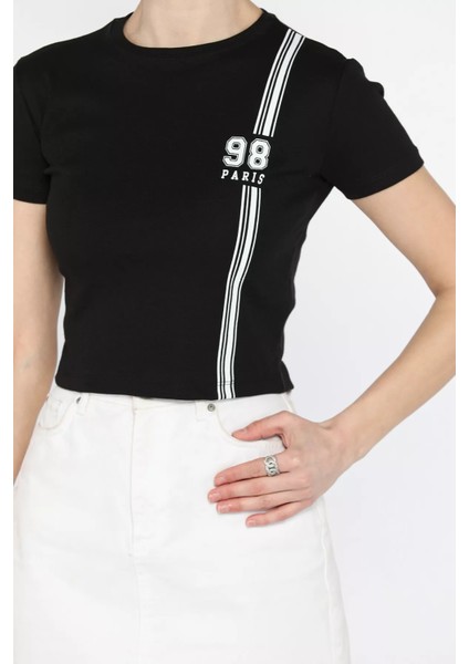 Kadın Bisiklet Yaka Baskılı Crop Top Tişört P-00016111 modelleri